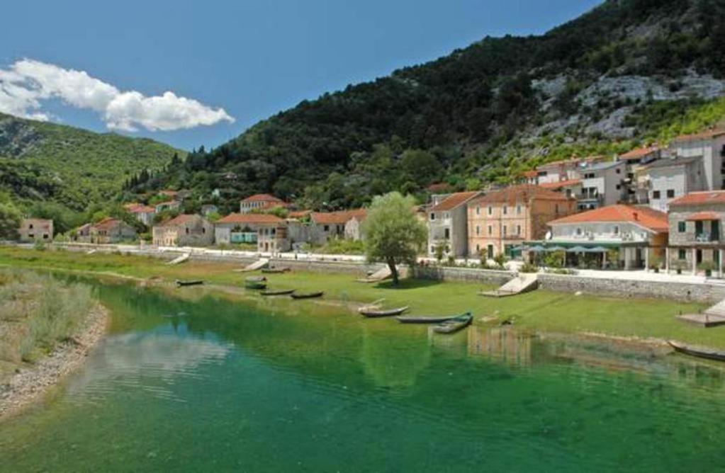 Holiday Home Pavle Rijeka Crnojevića Exteriér fotografie