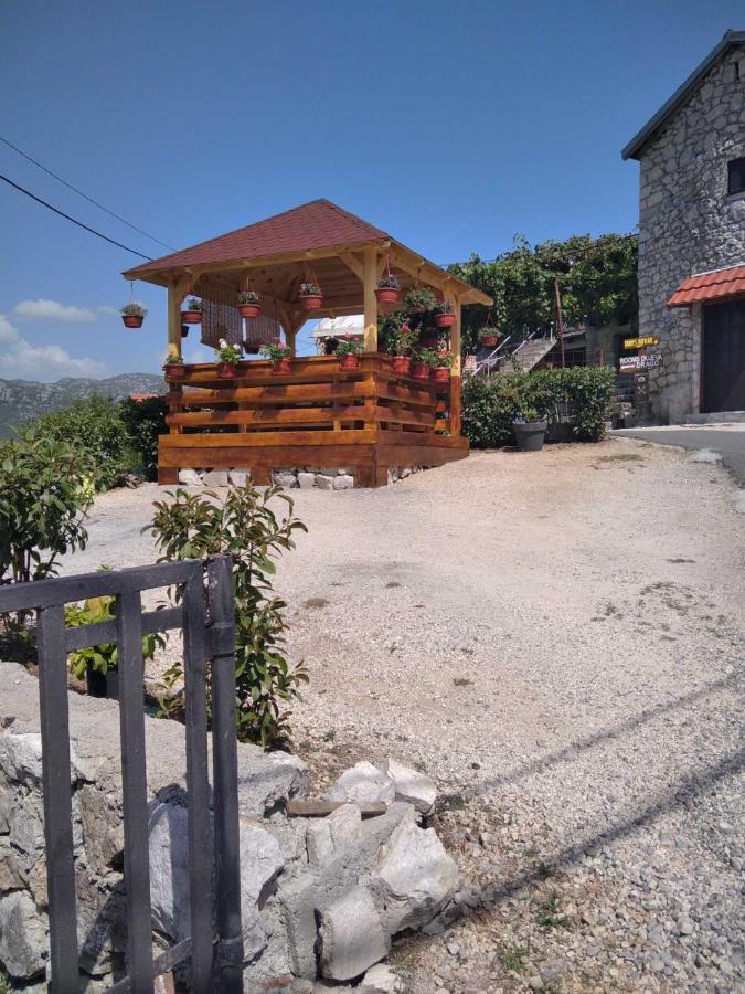 Holiday Home Pavle Rijeka Crnojevića Exteriér fotografie
